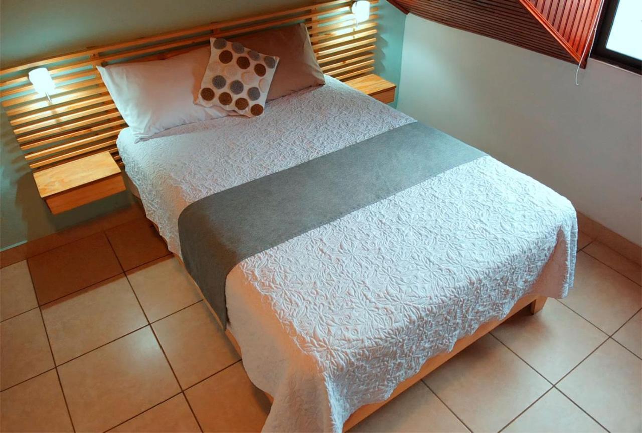 Trebol Amarillo Bed & Breakfast Escazú Exterior foto